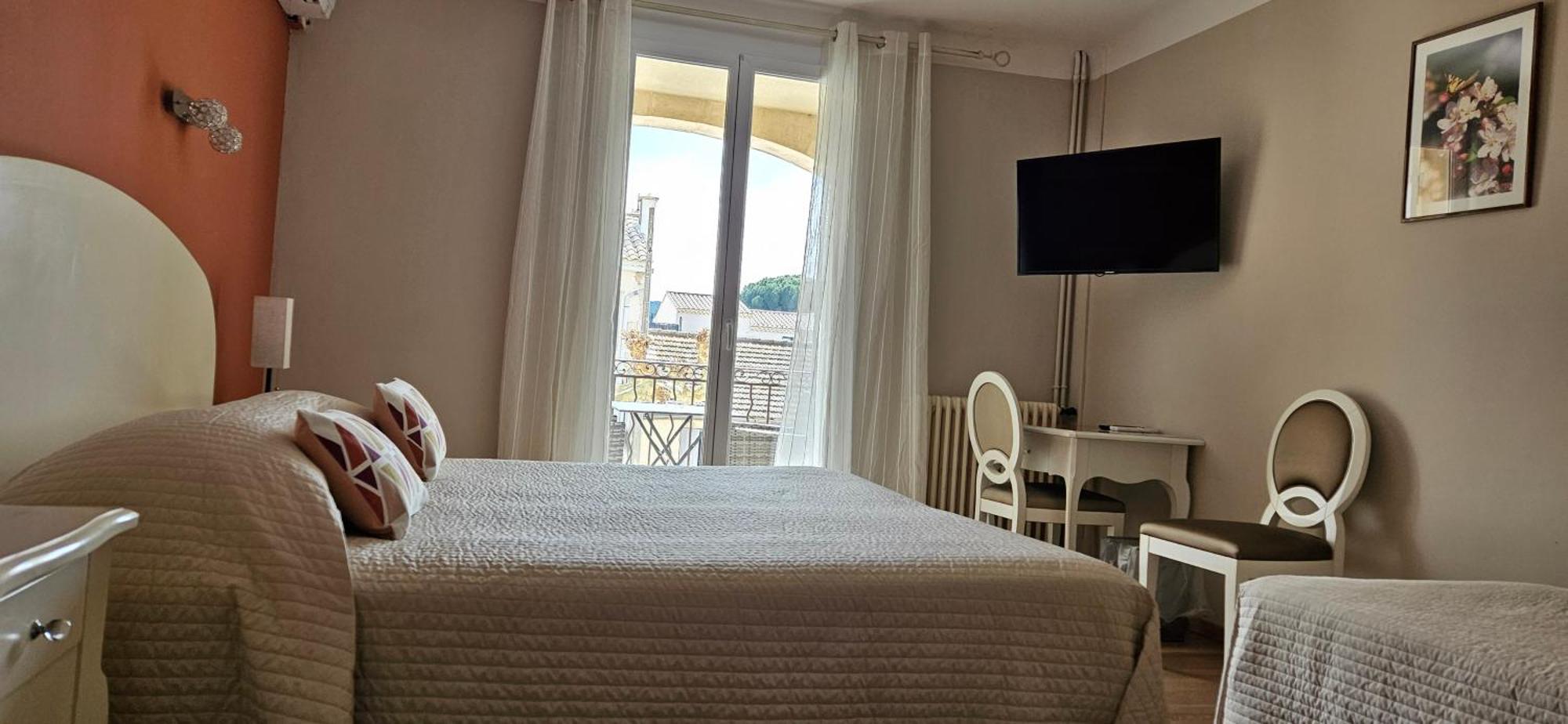 Le Castelet Des Alpilles Hotel Saint-Remy-de-Provence Exterior photo